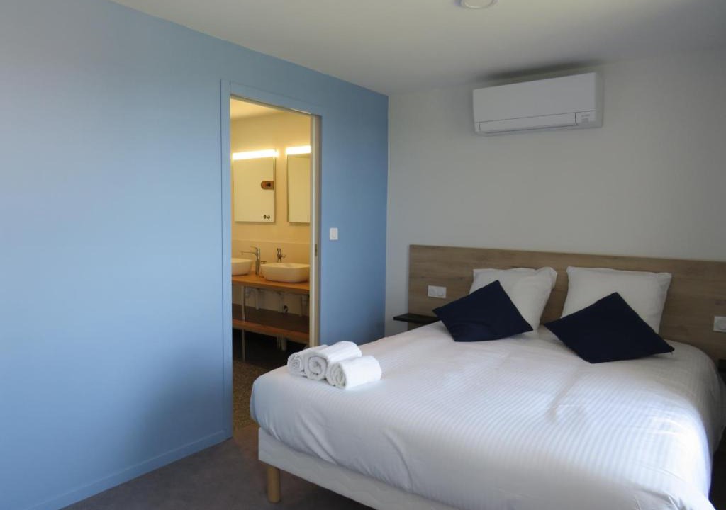 Romagnat Hotel | Hôtel les Jardins de Saulzet