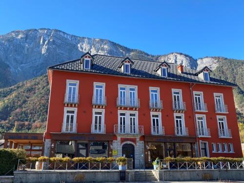 Le Bourg-d'Oisans Hotel | hôtel oberland
