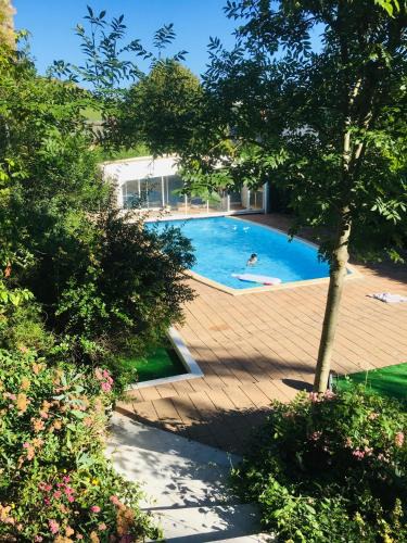 Severac-le-Chateau Hotel | Hôtel-Restaurant La Bergerie