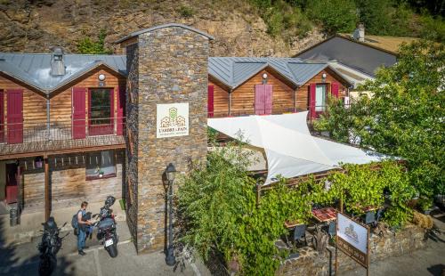 Altier Hotel | Hôtel Restaurant L'Arbre à Pain