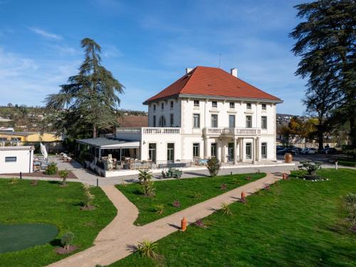 Ruy-Montceau Hotel | Hôtel Séquoias