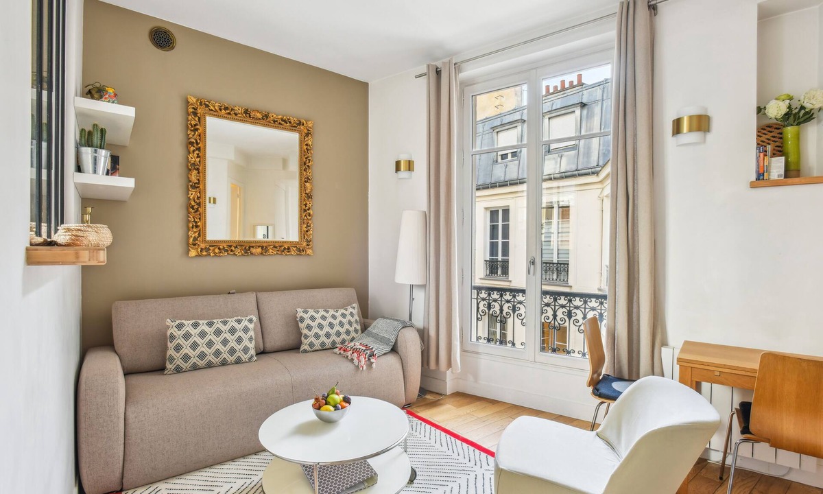 10th Arrondissement Apartment | Haut Marais Lumineux 2 Pièces 37m2 Proche Canal-saint-martin