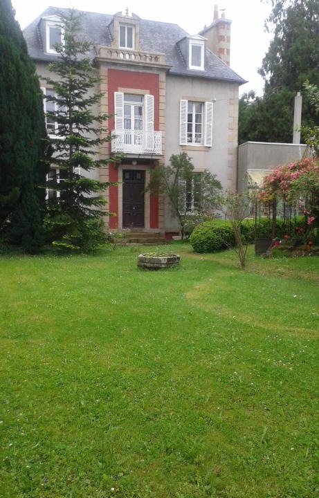 Morlaix House | Helocar