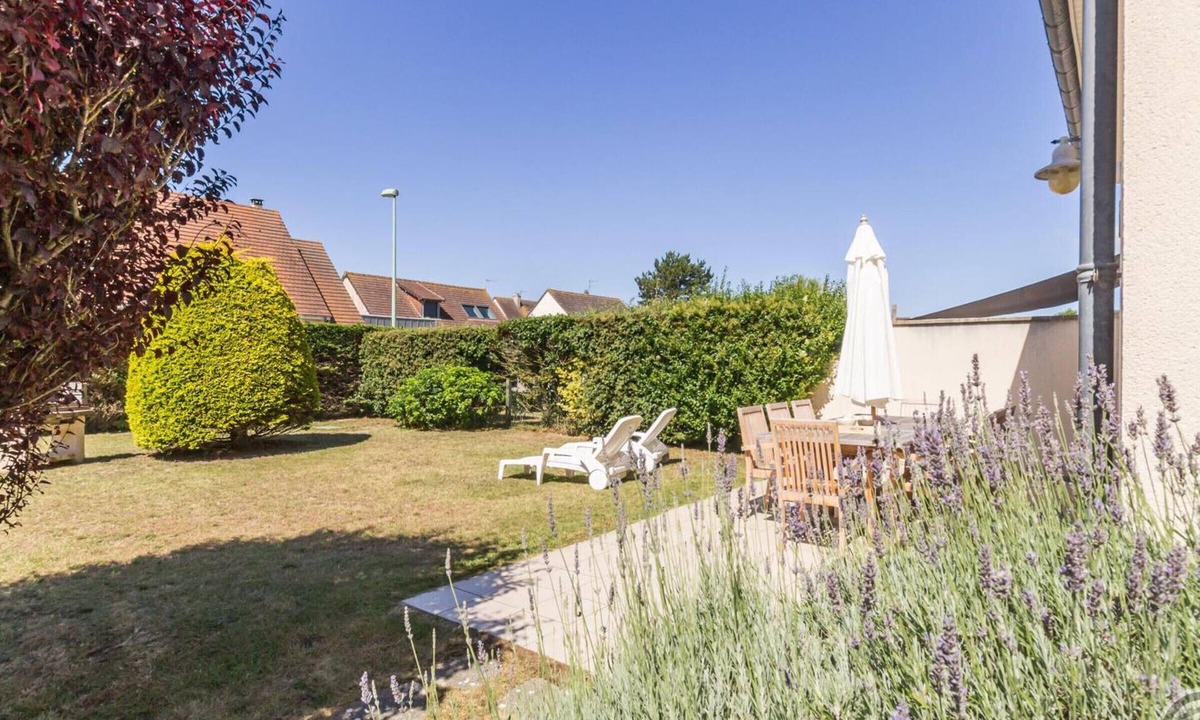 Saint-Jean-de-la-Riviere Cottage | Holiday Home 3 BR, Private Garden, Beach 100m Away