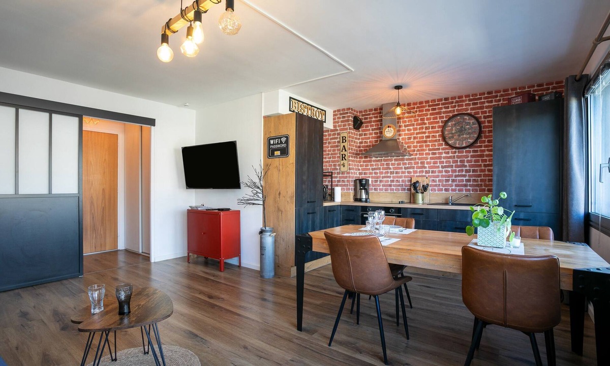 Paimpol Apartment | Holiday Apartment 'Beautiful Apartment in Paimpol' with Wi-Fi