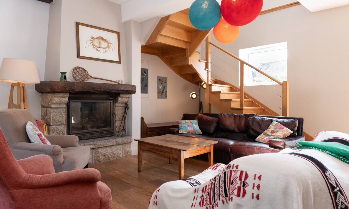 Ile-aux-Moines House | Holiday Home 'Belle Familiale' with Private Terrace, Private Garden and Wi-Fi