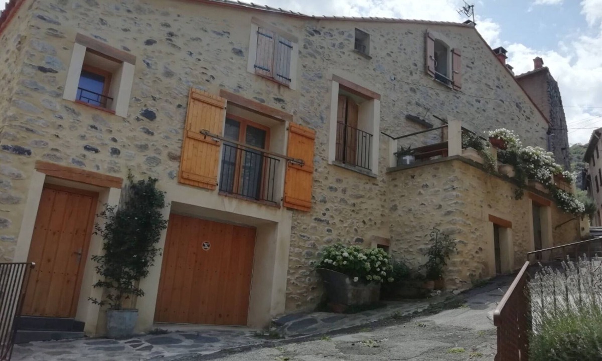 Campome Cottage | Holiday Home 'Chez Laetitia' with Private Terrace and Wi-Fi