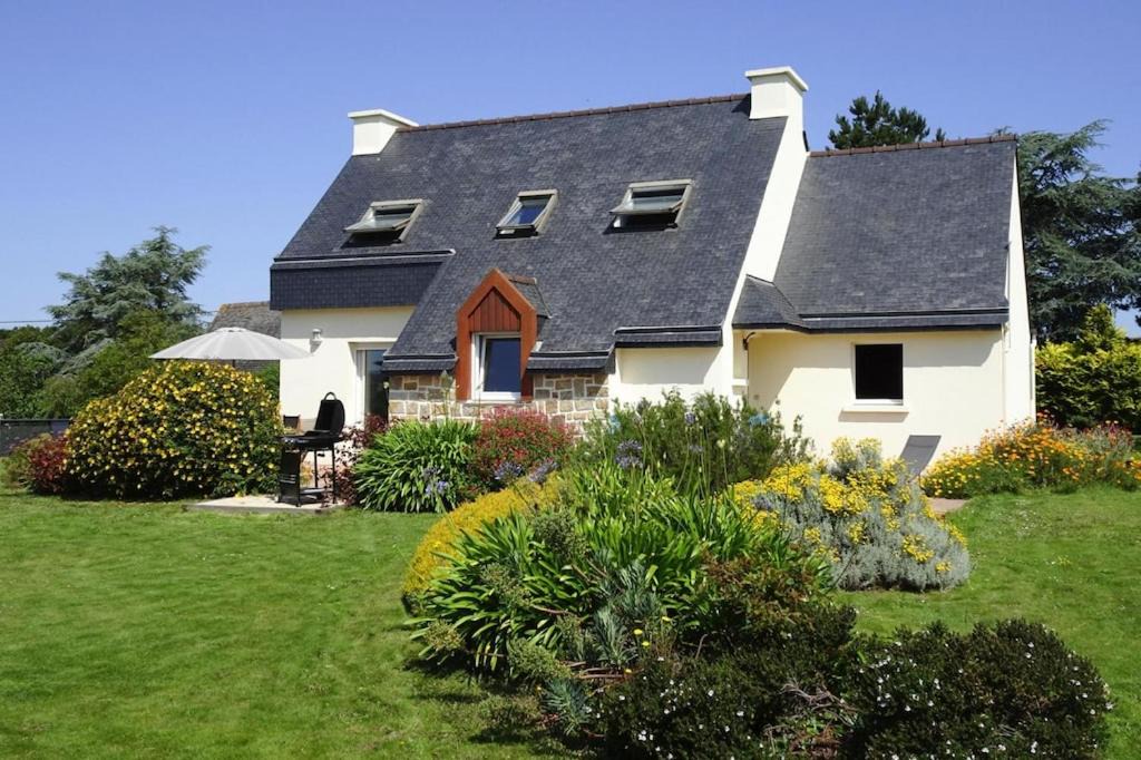 Paimpol House | Holiday Home in Paimpol near Beach