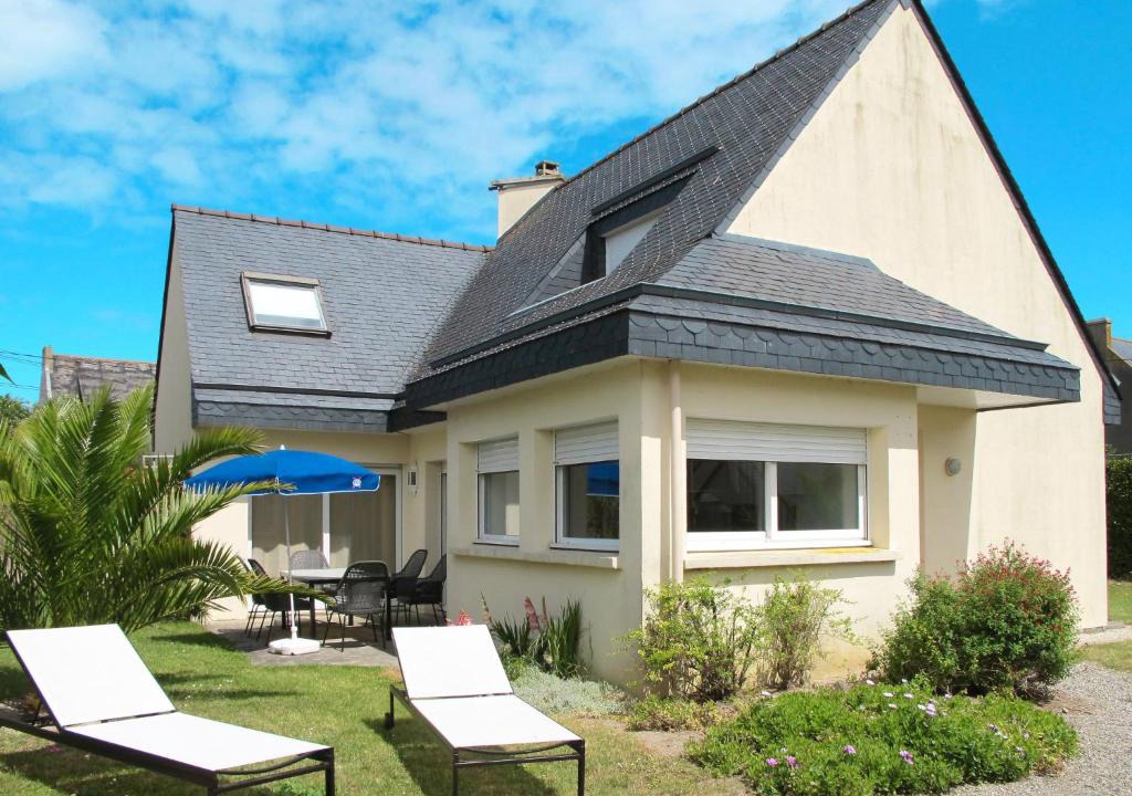 Cleder House | Holiday Home Le Triskell by Interhome