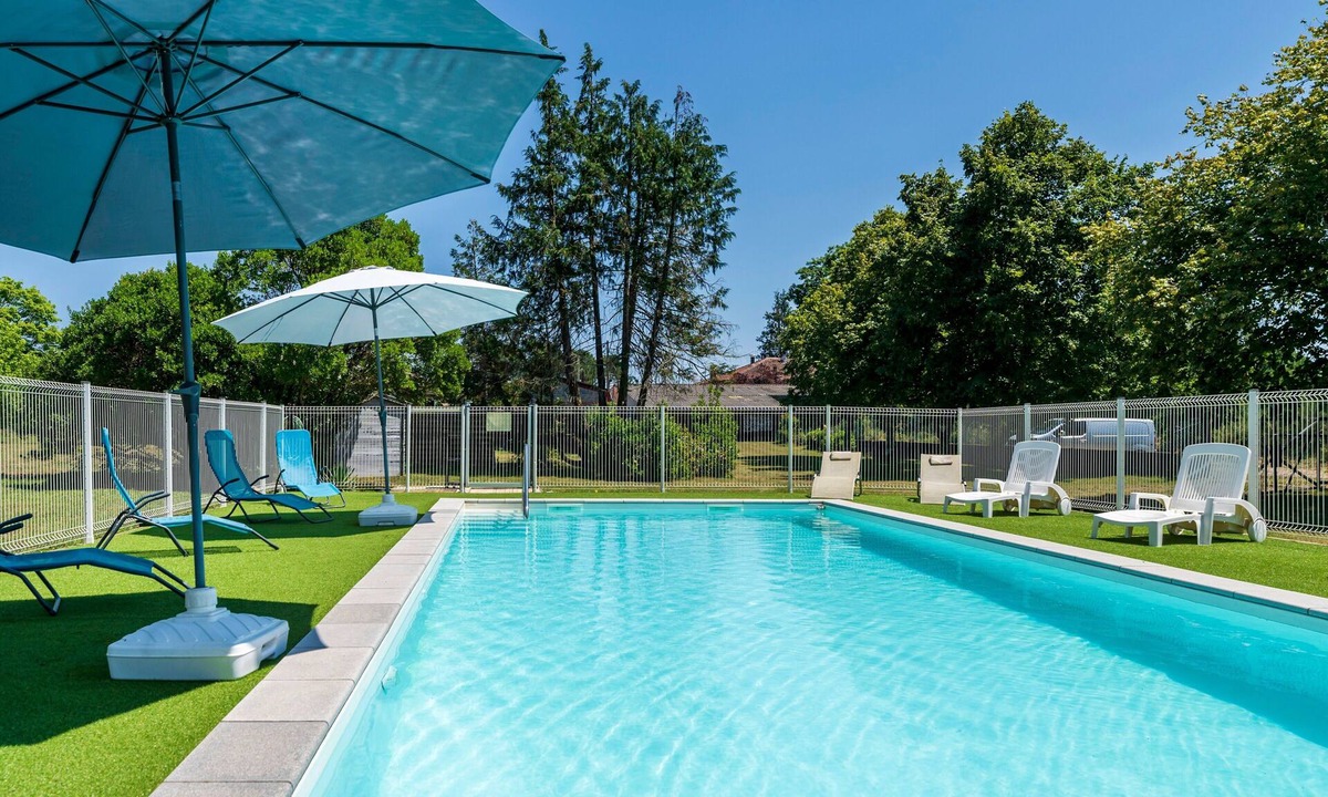 Lesperon House | Holiday Home 'Océan - Domaine Des Landes' with Shared Pool, Terrace and Shared Garden