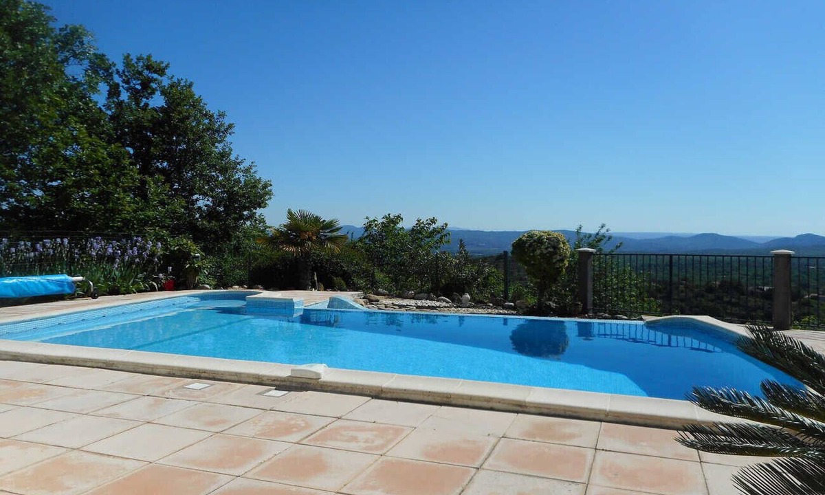 Courry House | Holiday villa in Courry, Cévennes, view, heated pool, pets admitted