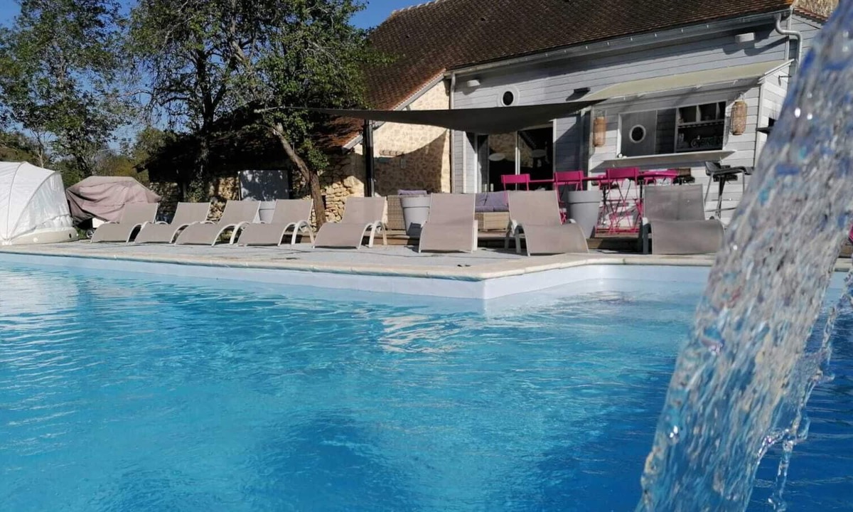 Bouesse House | Holidays with family or friends in a warm setting