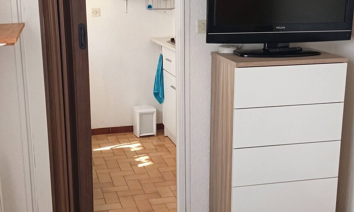 Amelie-les-Bains-Palalda Apartment | Homerez - Cozy Studio in Amélie-les-Bains