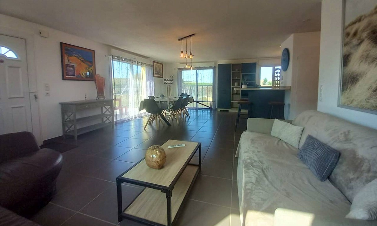 Pouillon Apartment | Homerez - Big appartement for 10 ppl. with shared pool and terrace at Pouillon