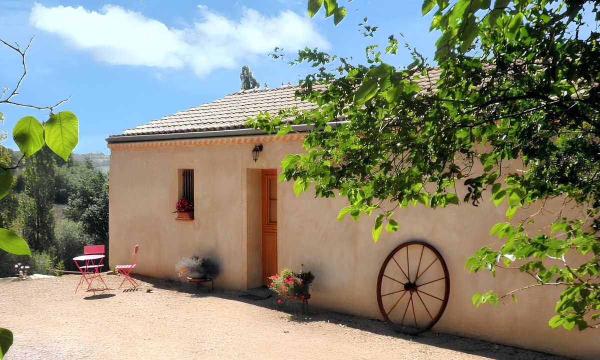 Molieres House | Homerez - House in Molières