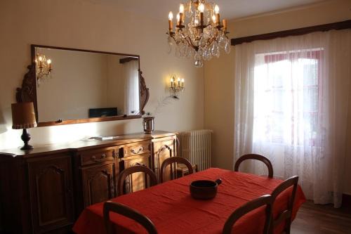 Saint-Maixant House | Homestay Château De Saint-Maixant