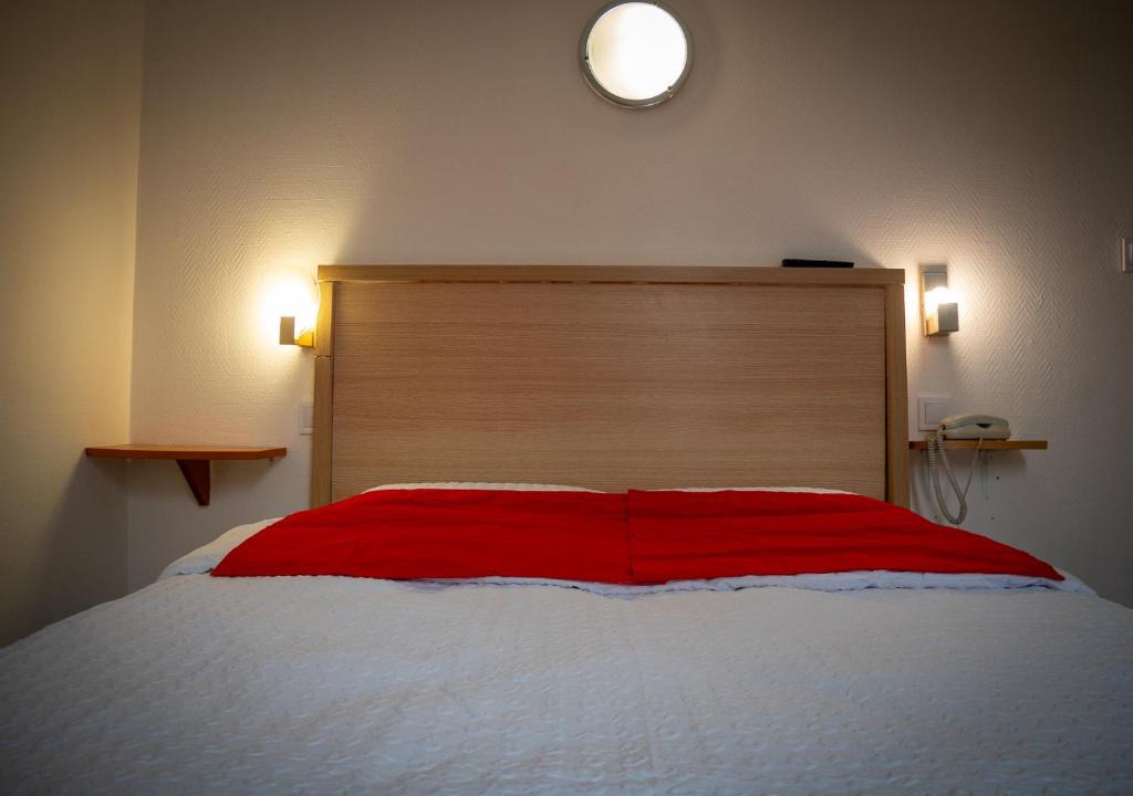 Nevers Hotel | Hotel BETHEL