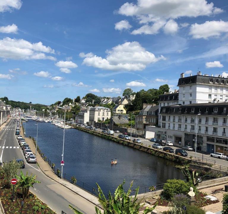 Morlaix Apartment | hotel de Croix