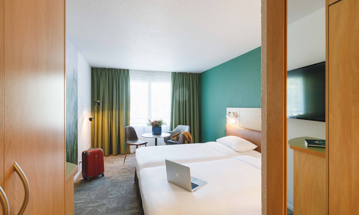 Aix-les-Bains Hotel | Hotel Ibis Styles Aix-les-Bains Domaine de Marlioz