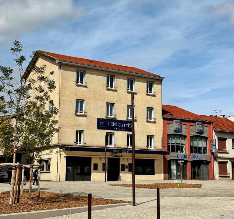 Cournon-dʼAuvergne Hotel | Hotel Le Midi Clermont-Cournon