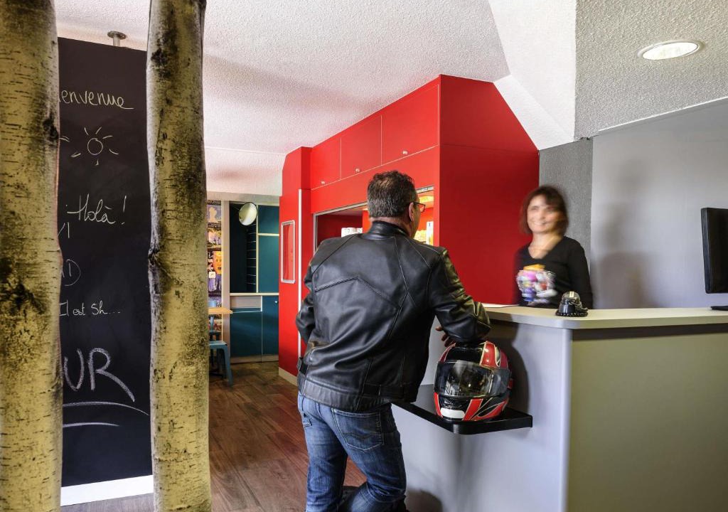 Gieres Hotel | hotelF1 Grenoble Université
