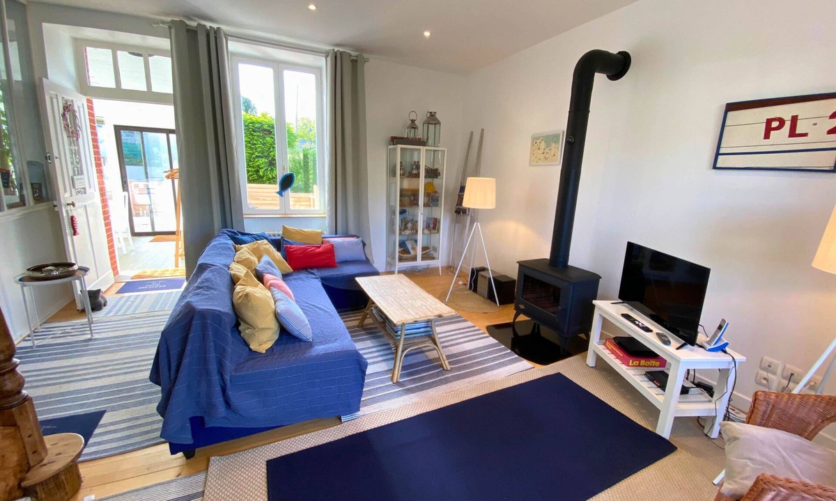 Saint-Quay-Portrieux House | House 6 p.,100 m beach, all on foot, garden, wifi