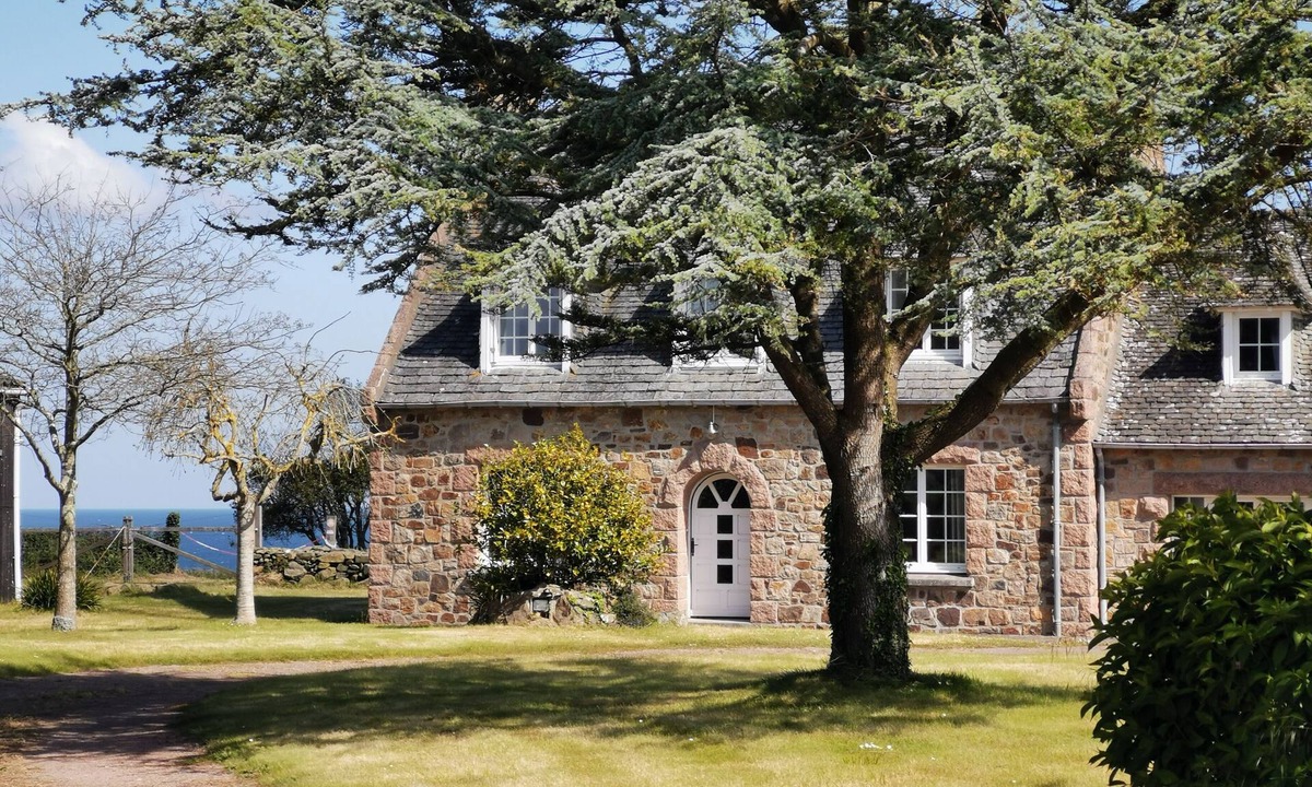 Plouezoch House | House 8 people by the sea with sea view