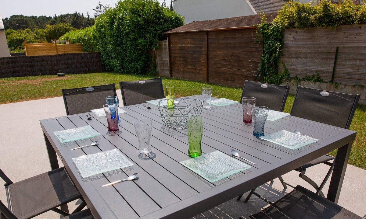 Plobannalec-Lesconil House | House for 8 with garden 1km from the beach