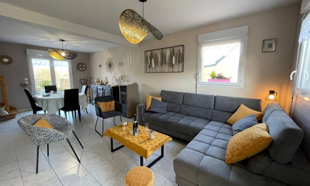 Tregueux House | House in a very quiet subdivision near ST BRIEUC