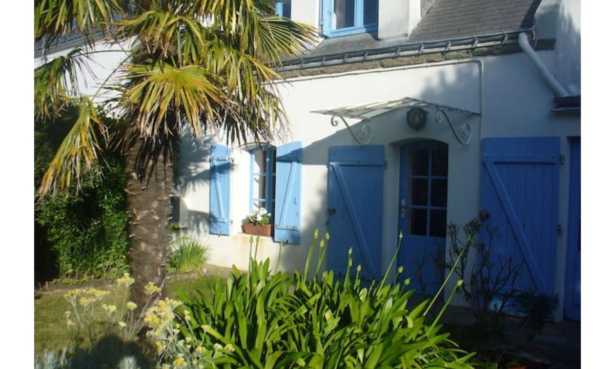 Le Palais House | House in bloom on Belle-Ile