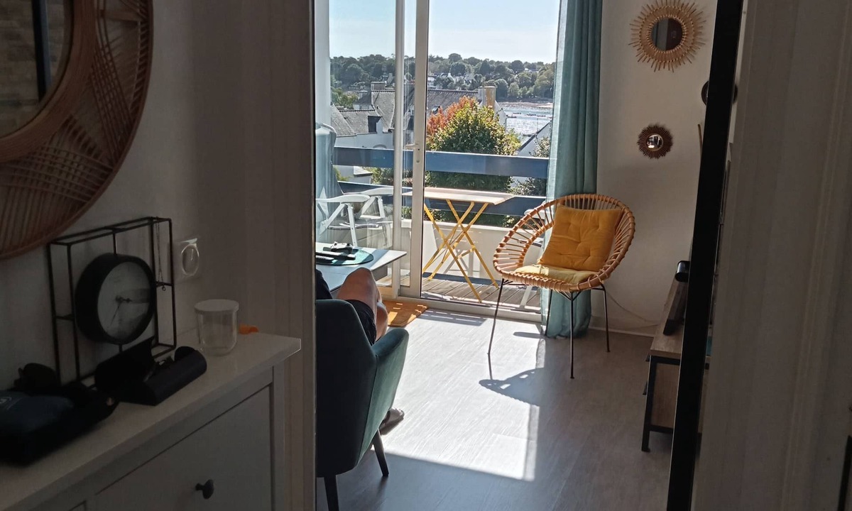 Finistere Apartment | Ideally located apartment 200 ml from the beach