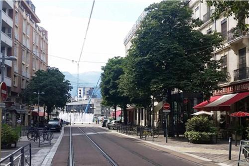Secteur 1 Apartment | joli 2 pieces en centre ville , gare à 50 mètres