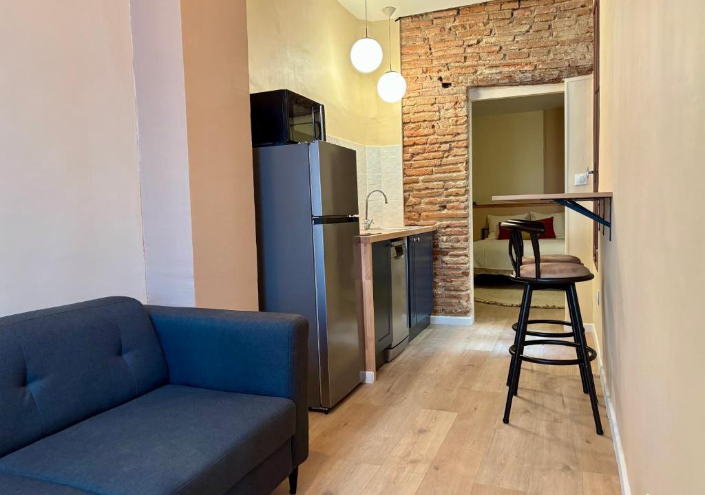 La Real Apartment | Jolie T2 Quartier St Jean Proche place République