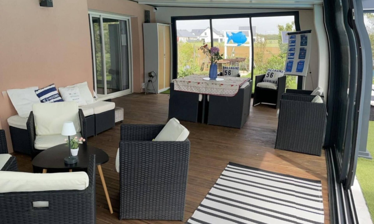 Etel Other | KEROMER LARGE VILLA WITH CAPACITY FOR 30 PEOPLE WITH LARGE SWIMMING POOL AND GARDEN