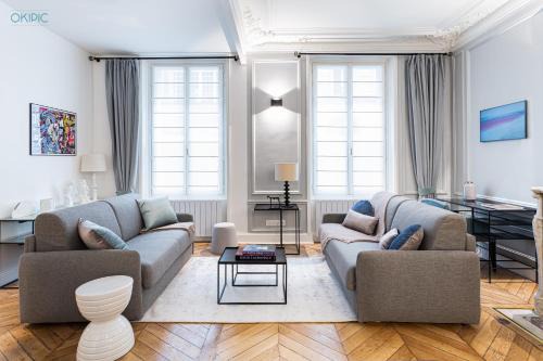 L'Europe Apartment | King Size beds - Zen Monceau