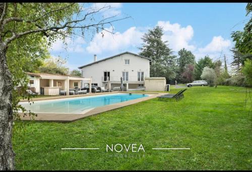 Dommartin Villa | L'Écrin des Greens