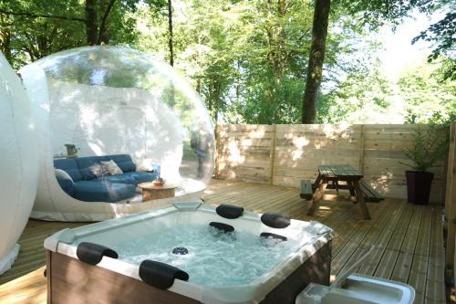 Saint-Sever-Calvados Cabin | L'étape en forêt