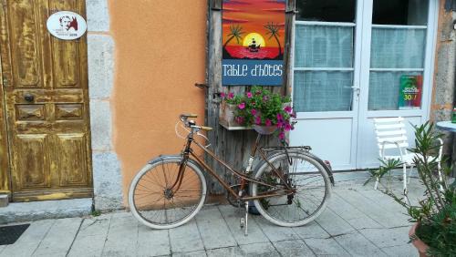 Le Monastier-sur-Gazeille Bed & Breakfast | l'île au Trésor : Chambre