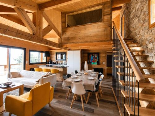 Les Angles Ski Chalet | L'Art Chalet Les Angles
