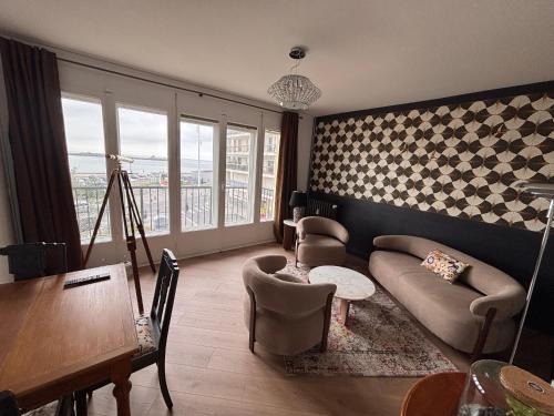 Downtown Le Havre Apartment | L Escale Malraux 2 chambres VUE MER avec balcon
