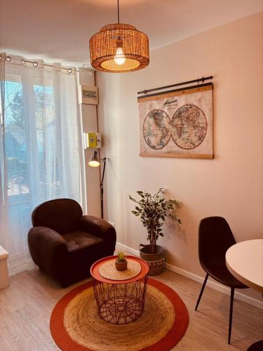 Vierzon Apartment | L Explorateur - T2 Vierzon quartier hopital