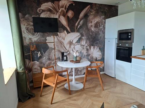 Lanhouarneau Apartment | L'Haussmannien Presbytère St Hervé