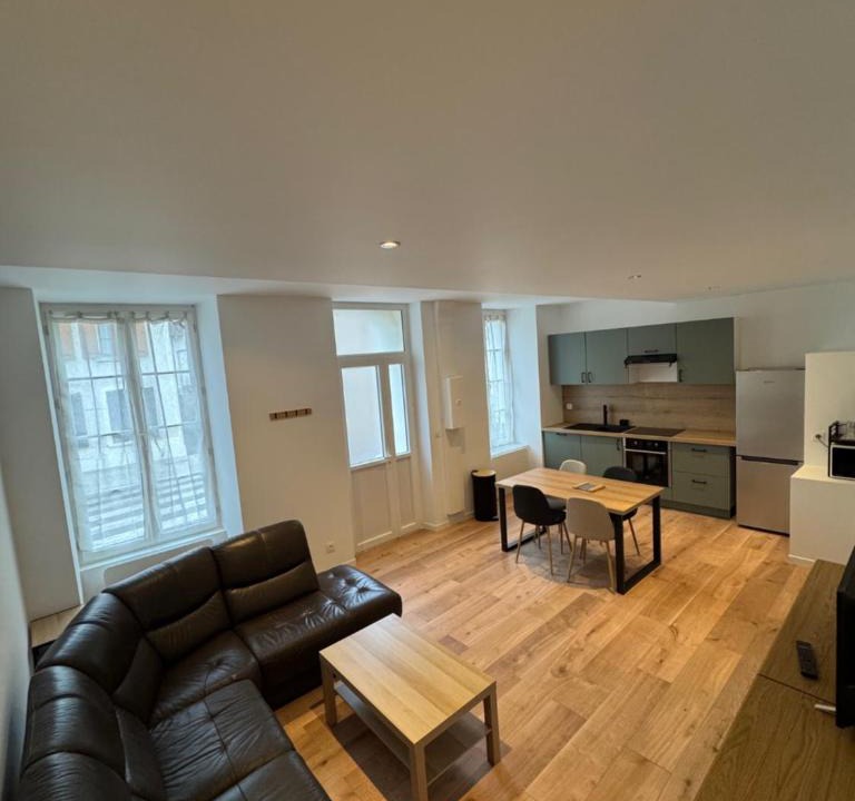 Cheroy Apartment | L'hotel de ville