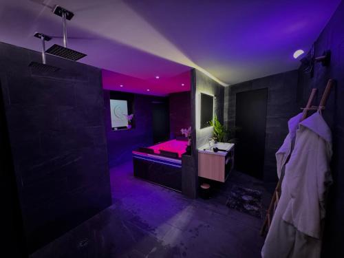 Oignies Hotel | L' Instant Se Crée