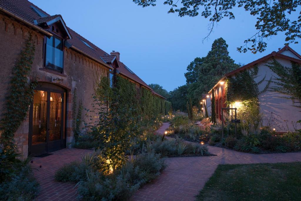 Saint-Laurent-Nouan Bed & Breakfast | La Barboire Campagne - Chambres