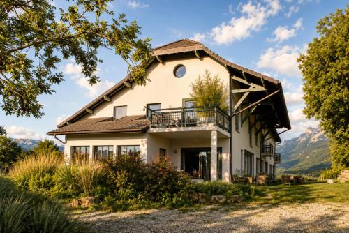 Traize Bed & Breakfast | La Bergerie de Losse