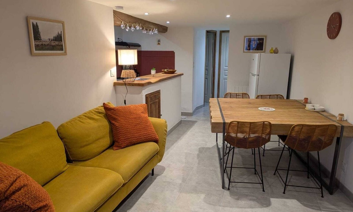 Florac Apartment | La Cachette Floracoise - Cosy T2 au cœur de Florac Centre & calme
