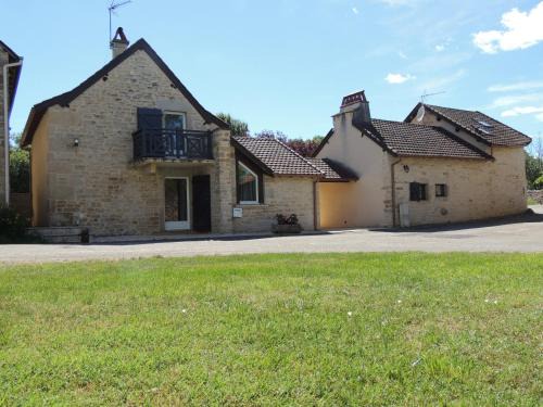 Vailhourles House | La Cave du PEPE, piscine