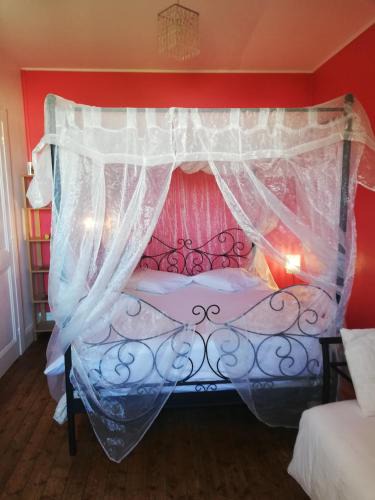 Cherbourg-en-Cotentin Bed & Breakfast | La Chambre d'hôte de Chris