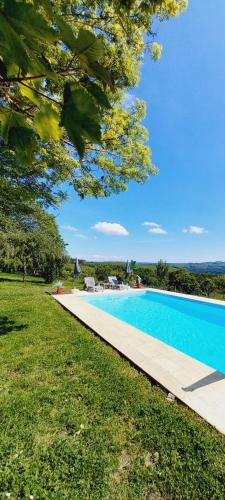 Chouvigny House | La croix des Landes gîte ou chambre d'hôte avec piscine à Chouvigny